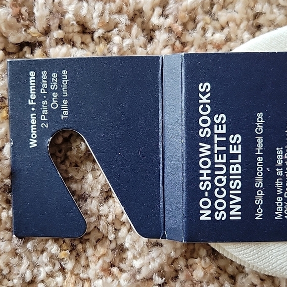 Gap no-show socks 2 pair - Picture 3 of 3